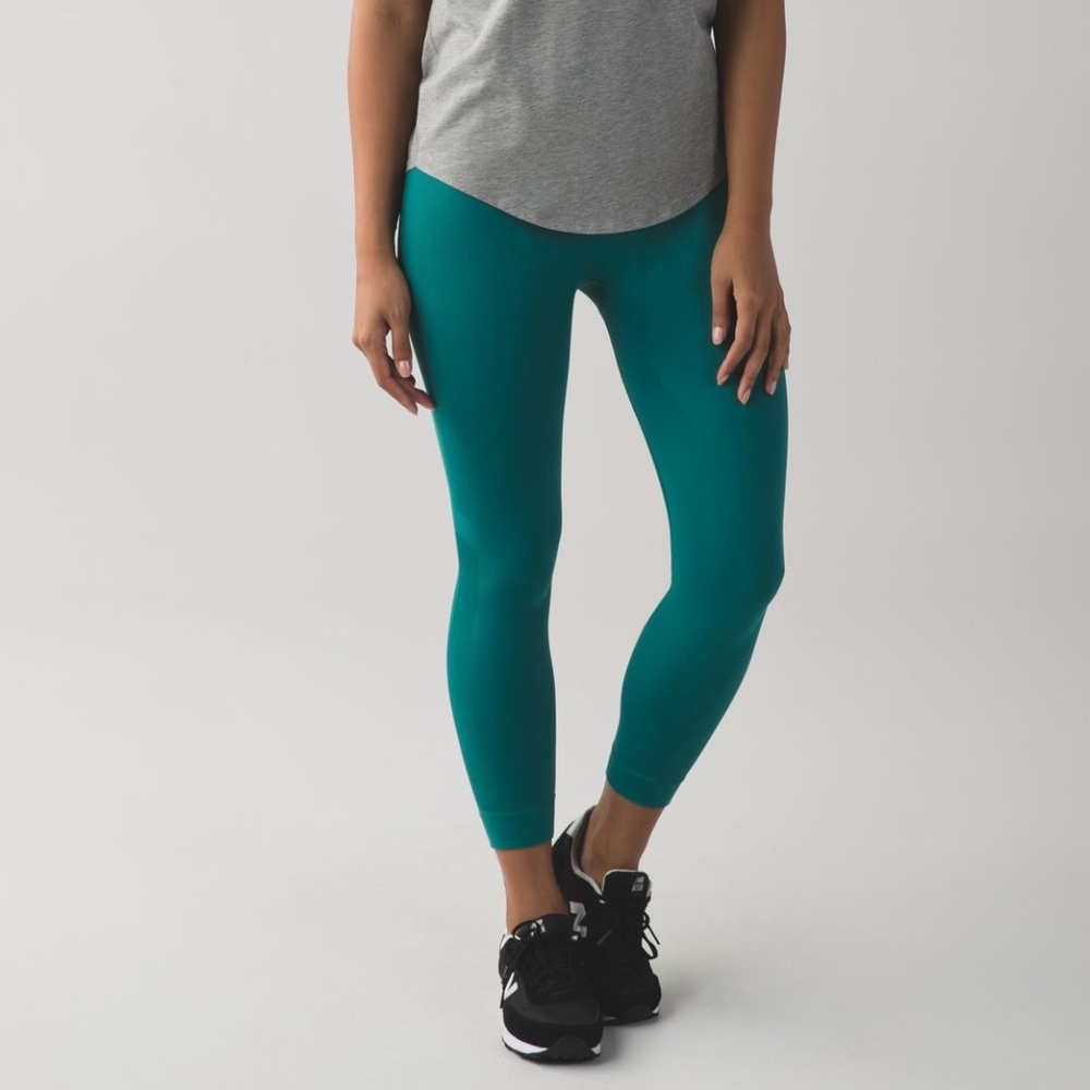 Lululemon |  Zone In Crop in Forage Teal